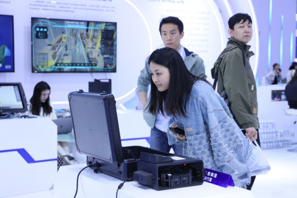 科技筑夢(mèng) 景耀未來(lái) 石景山前沿科技成果閃耀科博會(huì) 聚焦網(wǎng)絡(luò)技術(shù)軟件研發(fā)新篇章